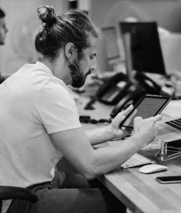 Mobile-Careers-4-min